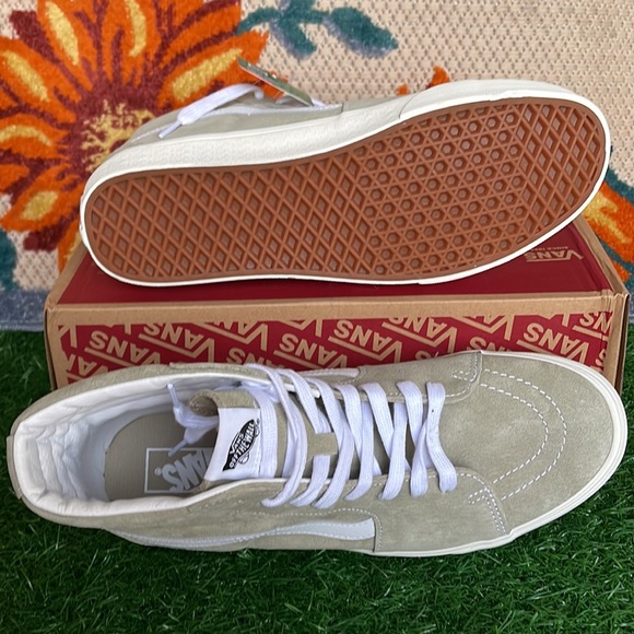 Vans Sk8-Hi Pig Suede Moss Gray/Snow White WMNS sneakers - Picture 5 of 16